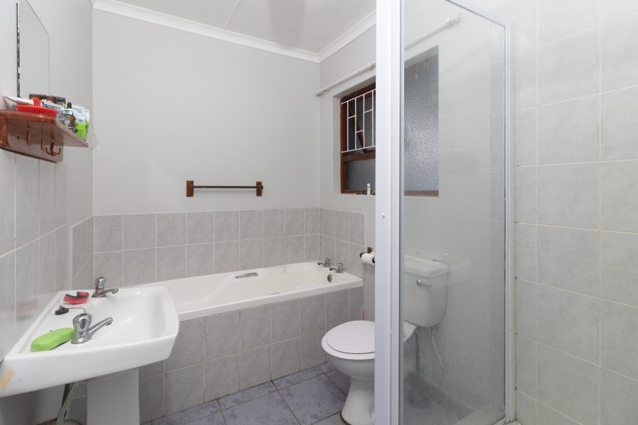 1 Bedroom Property for Sale in West Bank Eastern Cape